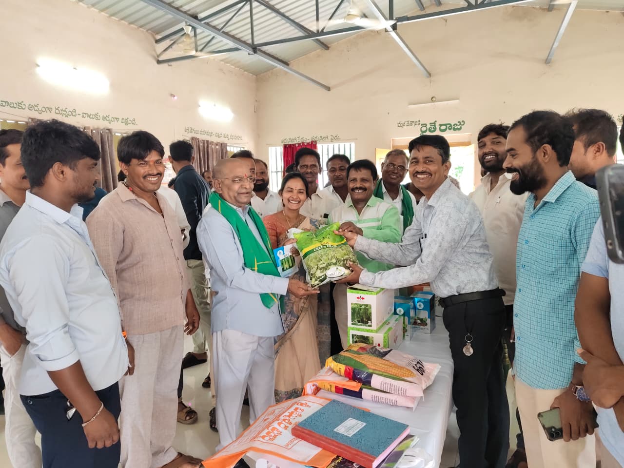 🌾 రైతుల సంక్షేమమే లక్ష్యం – విత్తన మేళా–2026ను ఘనంగా ప్రారంభించిన ఎమ్మెల్యే శ్రీ కోరం కనకయ్య