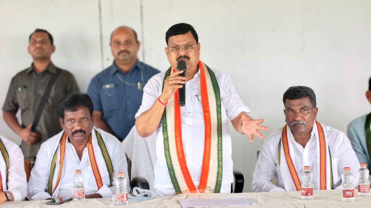 ప్రజాస్వామ్యానికి ఓటే ప్రాణం – ప్రతి అర్హుడి ఓటు హక్కును కాపాడటం కాంగ్రెస్ పార్టీ బాధ్యత