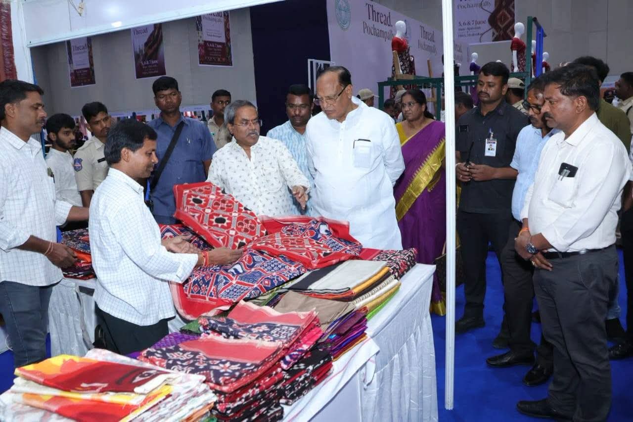 జాతీయ చేనేత దినోత్సవం సందర్భంగా నేతన్నలకు శుభాకాంక్షలుచేనేత కార్మికుల సేవలు