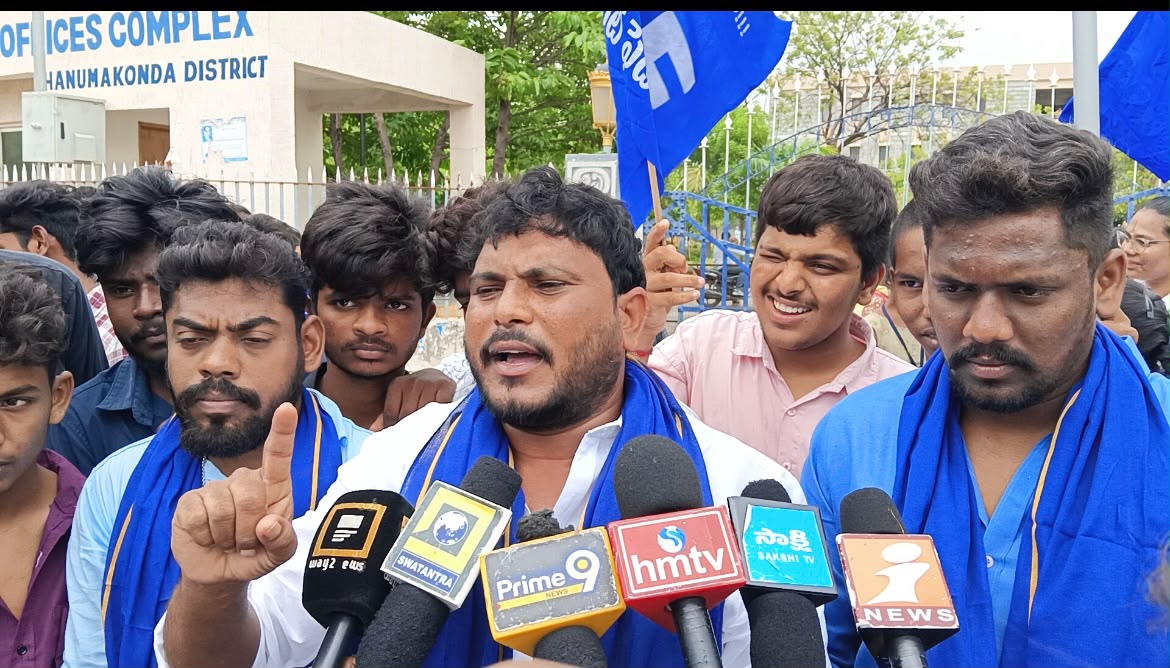 ఫీజు రీయింబర్స్‌మెంట్, స్కాలర్‌షిప్స్‌ విడుదల చేయాలి