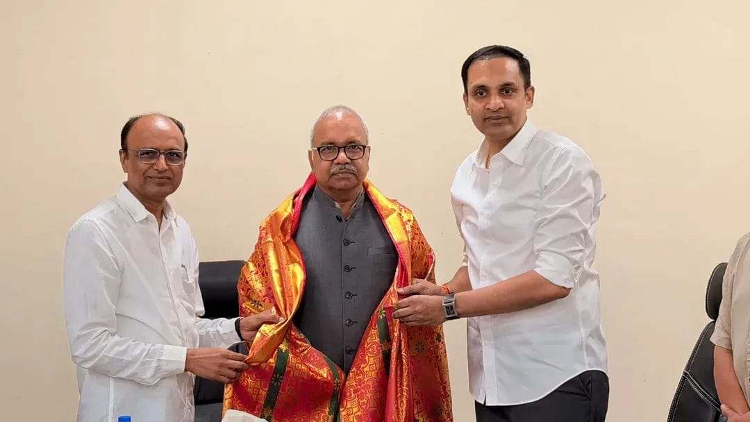 మెగా డెయిరీ అభివృద్ధిపై ఉన్నతస్థాయి సమీక్ష