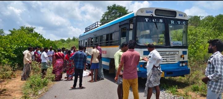 కంబాలపల్లి వద్ద ఘోర రోడ్డు ప్రమాదం.. ఒకరు మృతి