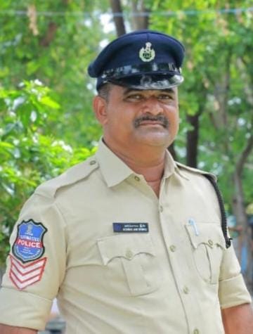 డయల్-100 కాల్‌కు 5 నిమిషాల్లో స్పందన.. ఉరివేసుకున్న వ్యక్తి ప్రాణాలు కాపాడిన చండూరు హెడ్ కానిస్టేబుల్