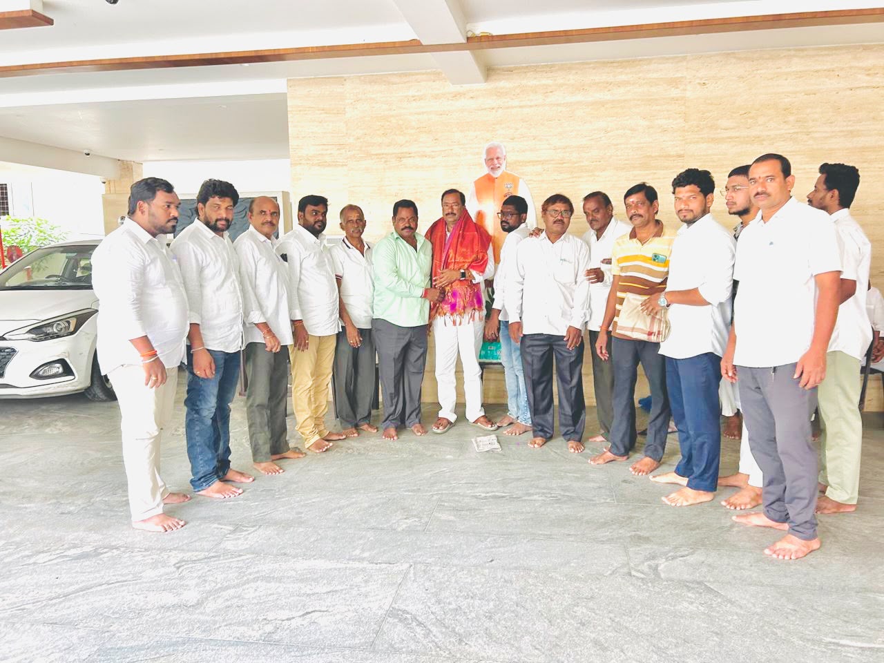 ఉప్పల్ మాజీ ఎమ్మెల్యే బేతి సుభాష్‌కు జన్మదిన శుభాకాంక్షలు తెలిపిన చిలుకానగర్ బీజేపీ నాయకులు